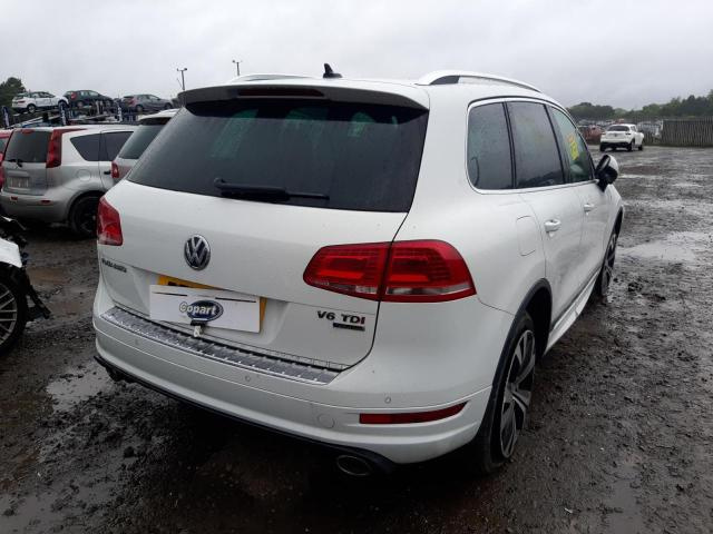Capitonaj haion Volkswagen VW Touareg generatia 2 7P [2010 - 2014] Crossover 3.0 TDI Tiptronic 4Motion (245 hp)