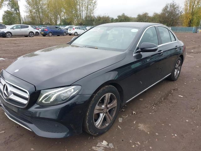 Capitonaj portbagaj dreapta Mercedes-Benz E-Class W213 [2016 - 2020] Sedan E 220 d 9G-TRONIC (194 hp)