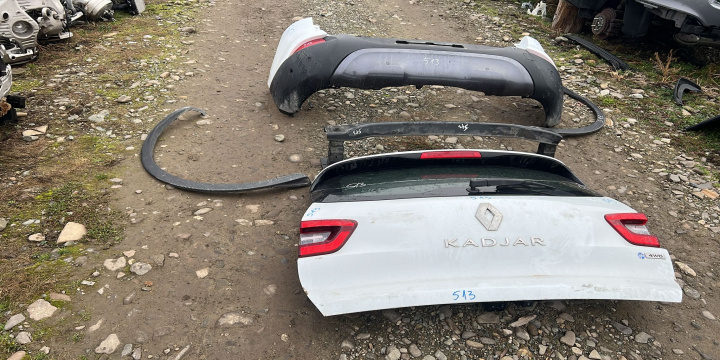 Capitonaj portbagaj stanga Renault Kadja