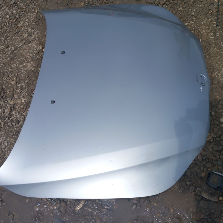 Capota Bmw E60 an 2007 ( necesita vopsire )