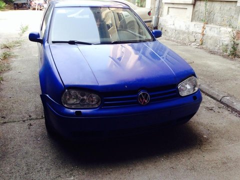 Capota din dezmembrari Vw Golf 4 1.4 16v , albastru