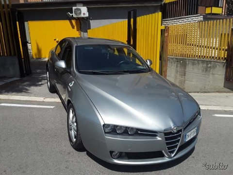 Capota,faruri,bara fata, trager Alfa Romeo 159 1.9 D 2008