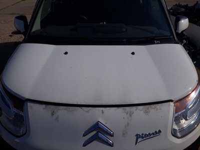 Capota fata Citroen C3 Picasso An 2010