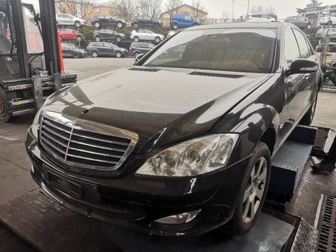 Capota fata mercedes s class w221 an 2008