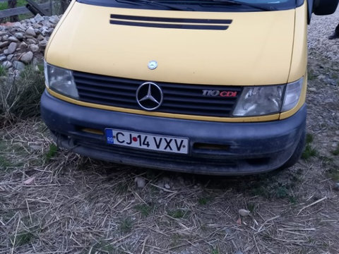 Capota fata Mercedes Vito an 2001