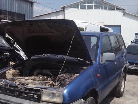 Capota fata nissan terrano 1995