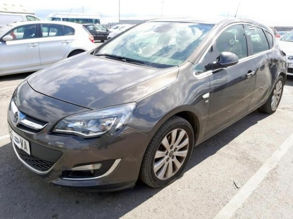 Capota fata Opel Astra J 2013 2.0 CDTI D