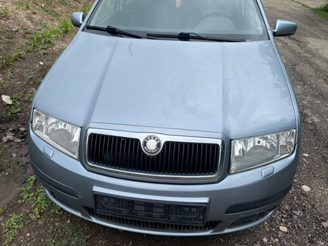 Capota fata Skoda Fabia 2005