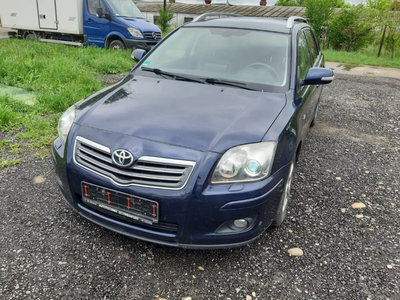 Capota fata Toyota Avensis an 2006