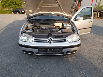 Capota fata Volkswagen Golf 4