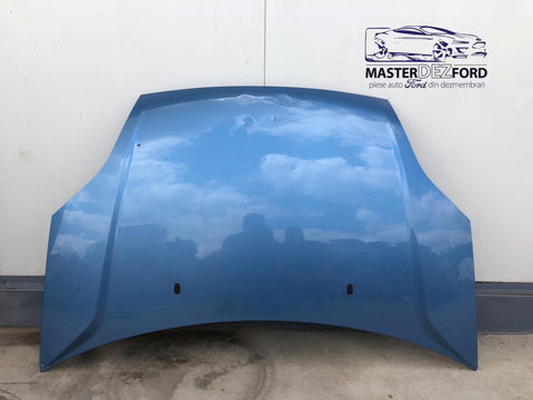 Capota Ford Fiesta culoare albastra.