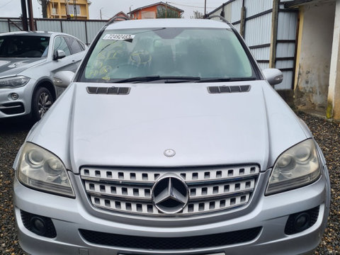 Capota Mercedes - Benz ML W164 2005 - 2008 SUV 4 Usi ARGINTIU