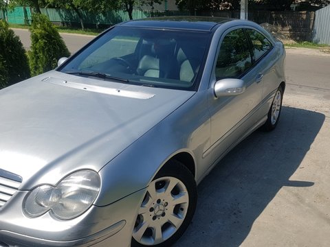 Capota Mercedes C-CLASS Coupe Sport CL203 2003 Coupe 1.8 kompressor