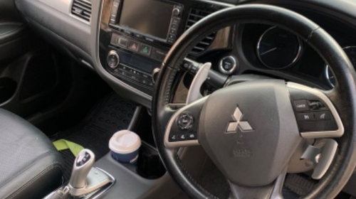 Capota Mitsubishi Outlander 2015 SUV Hyb