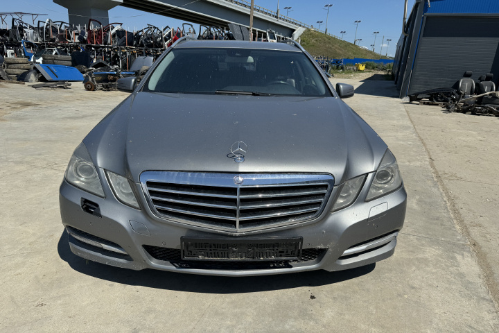 Capota motor Mercedes-Benz E-Class W212 