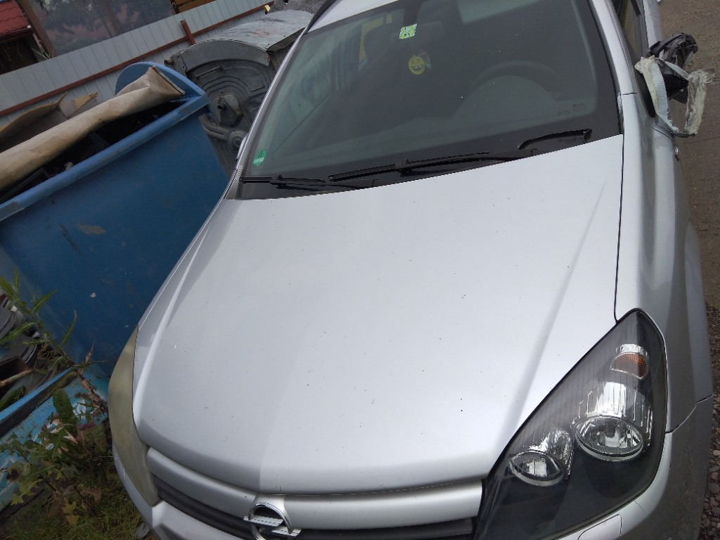 Capota motor Opel Astra H argintiu 2005