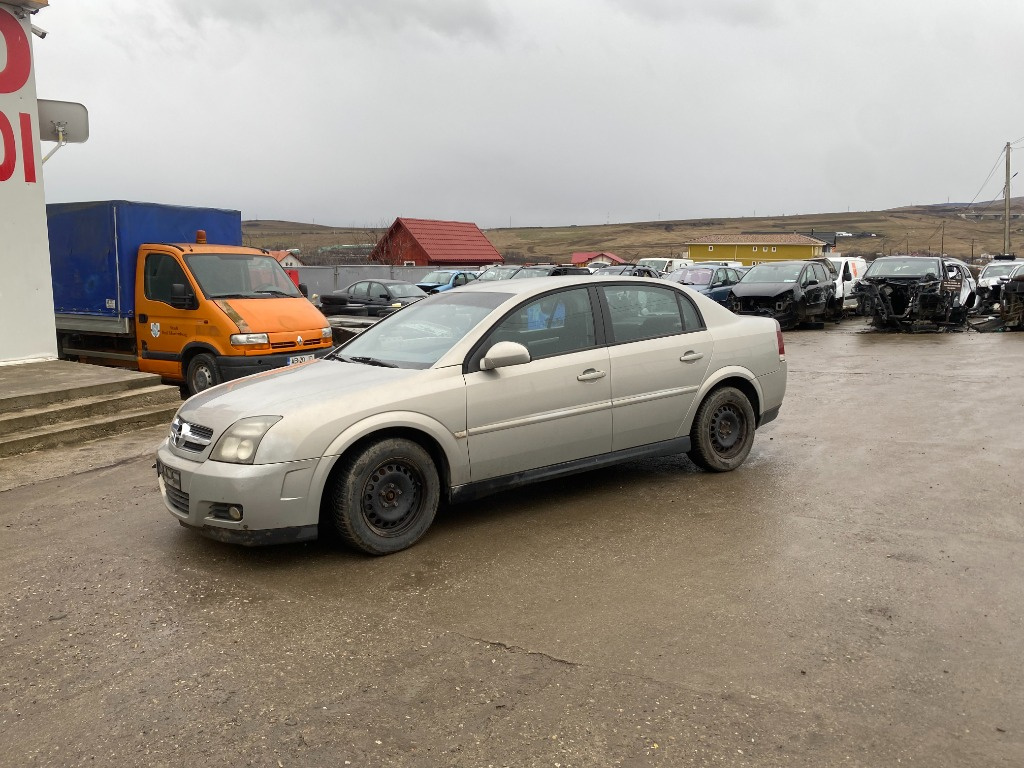 Capota Opel Vectra C 2005 limuzina 1.9 c