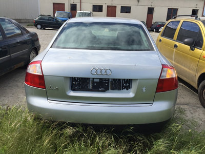 Capota portbagaj AUDI A4 B6 1.9 TDI