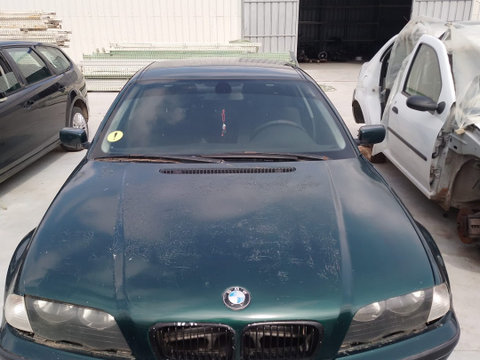 Capota portbagaj BMW Seria 3 E46 [1997 - 2003] Sedan 4-usi 320d MT (136 hp)