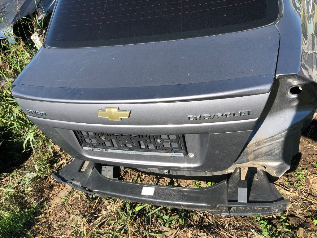 Capota portbagaj chevrolet aveo