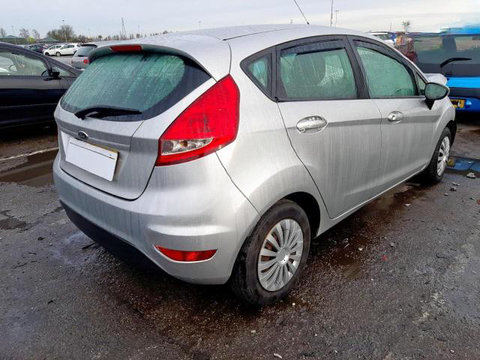 Capota Portbagaj Ford Fiesta 2012 Hatchback Argintiu