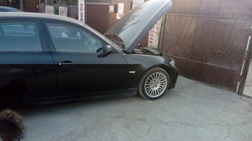 Capota portbagaj spate BMW Seria 3 E90 2