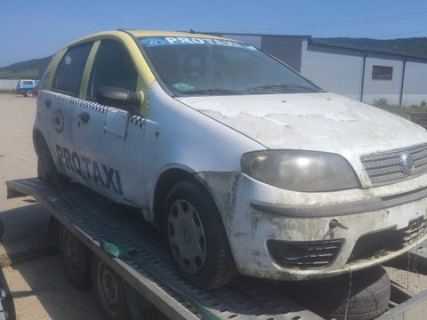 Capota portbagaj spate Fiat Punto 2005 Benzina Benzina