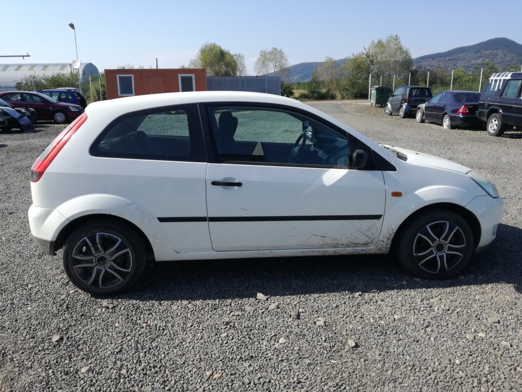 Capota portbagaj spate Ford Fiesta 5 200