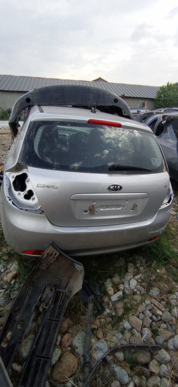 Capota portbagaj spate Kia Ceed 2008 berlina diese