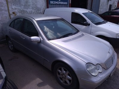 Capota portbagaj spate Mercedes C-Class W203 2001 