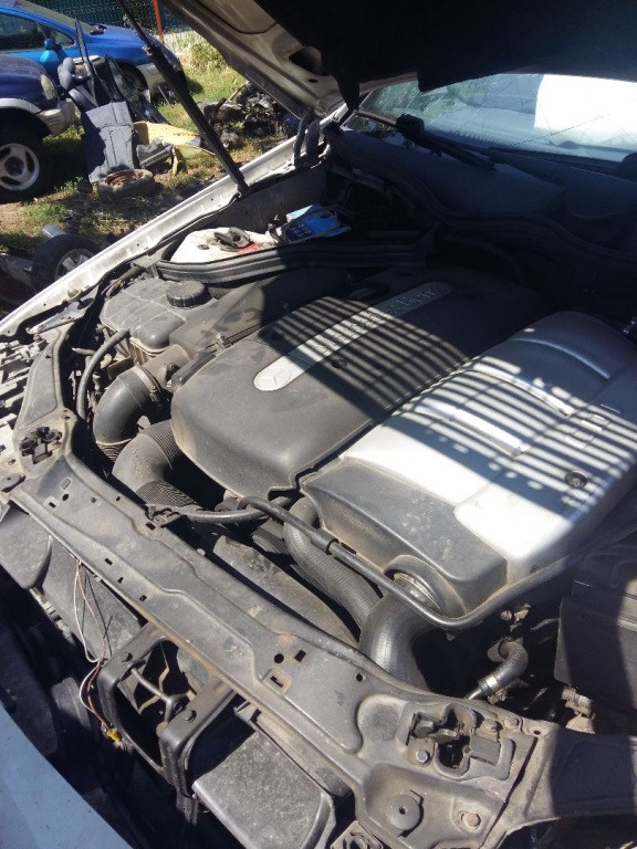 Capota portbagaj spate Mercedes C-Class 