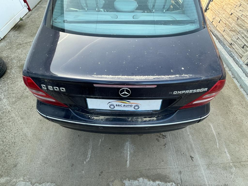 Capota portbagaj spate Mercedes C-Class W203 2003 KOMPRESSOR 1.8 B