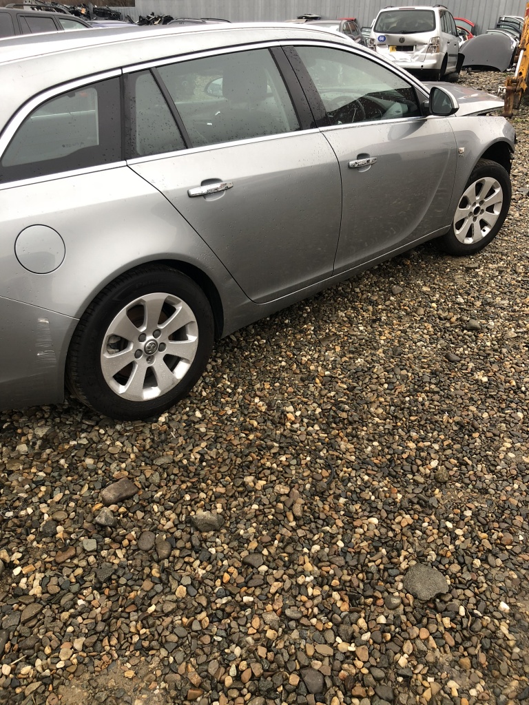 Capota portbagaj spate Opel Insignia A 2