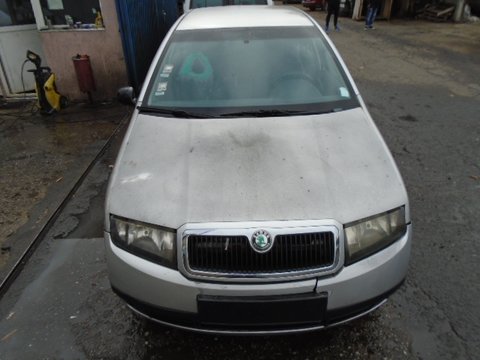 Capota portbagaj spate Skoda Fabia 2003 Berlina 1.2 12V