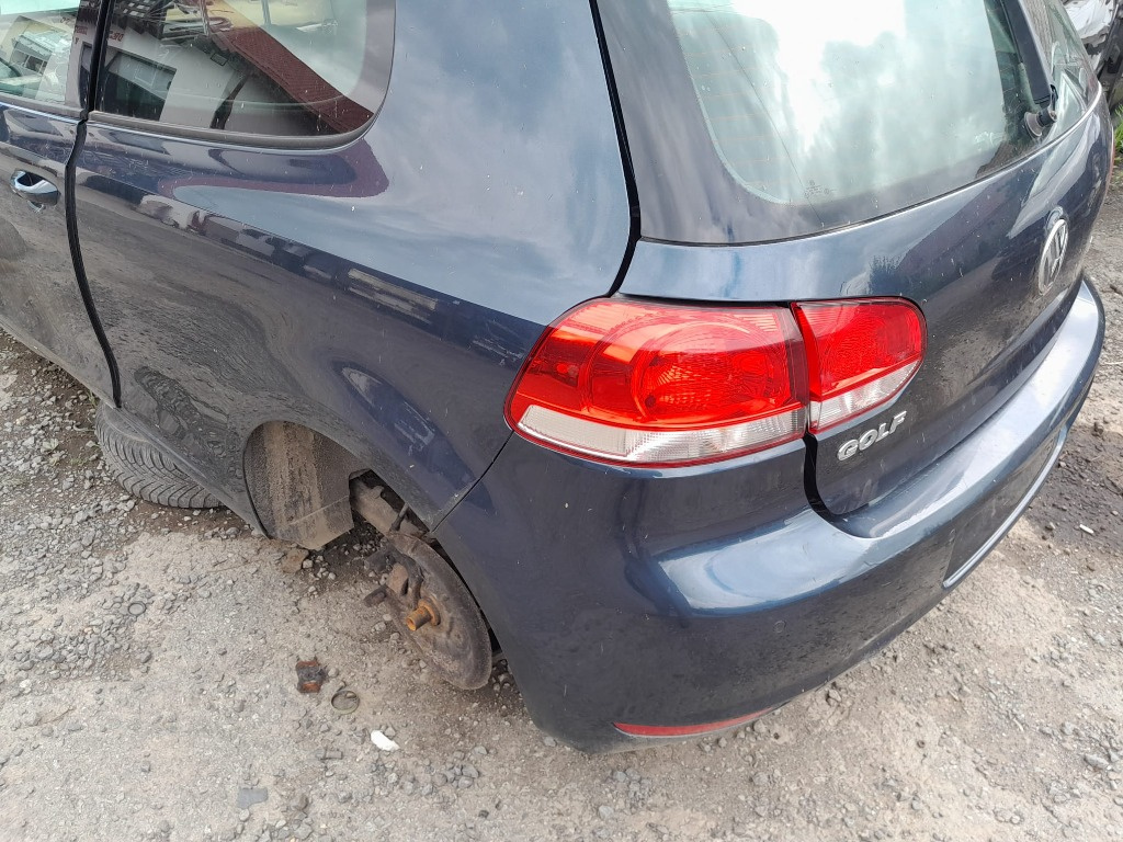 Capota portbagaj spate Volkswagen Golf 6 2010 hatc
