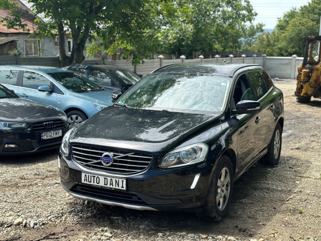 Capota portbagaj spate Volvo XC60 2017 Suv 2.0 biturbo 190 cp