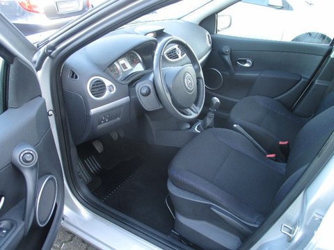 Capota Renault Clio 3 1.5 dci din 2008