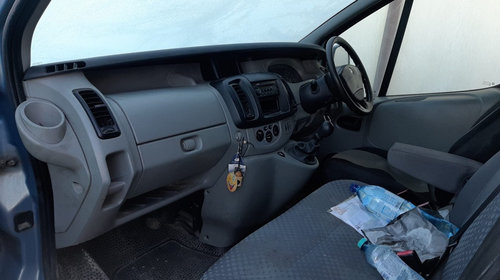 Capota Renault Trafic 2008 mixta 2.5 DCI