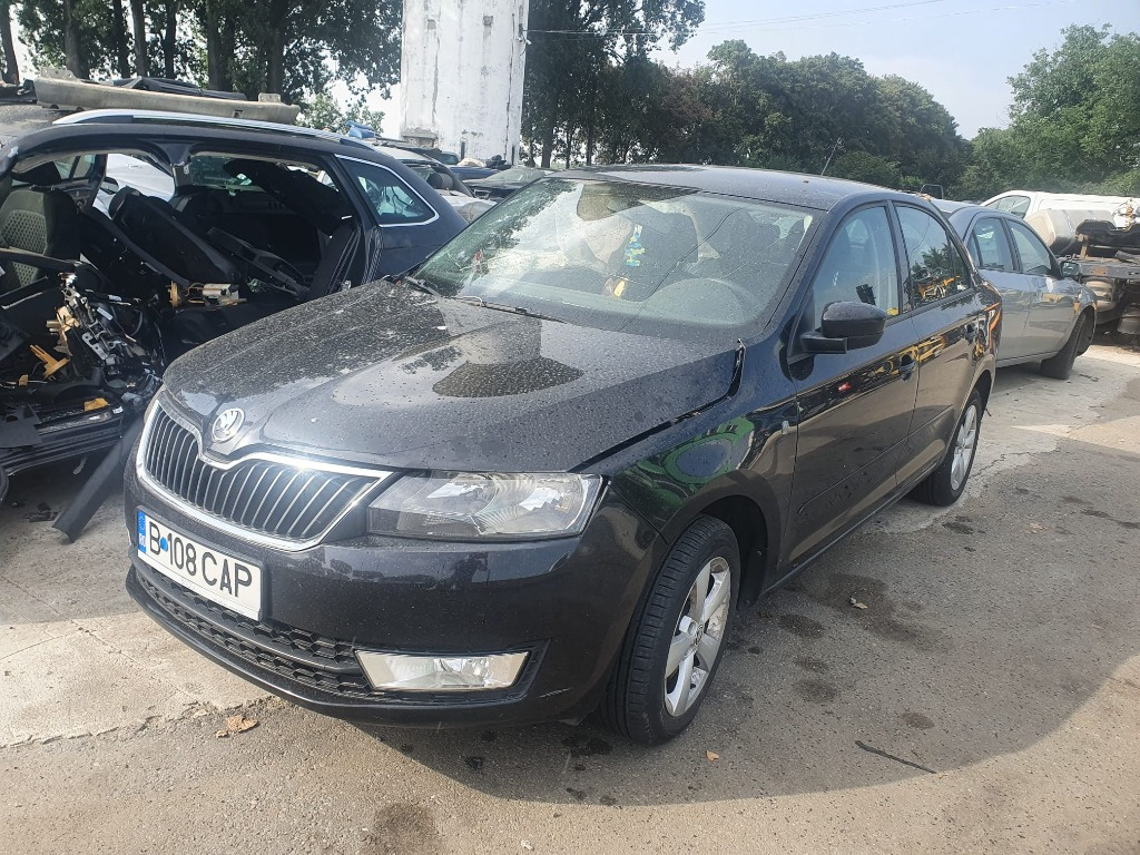 Capota Skoda Rapid 2013 berlina 1.6 tdi cayc