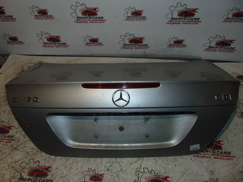 Capota spate Mercedes E Class din 2004