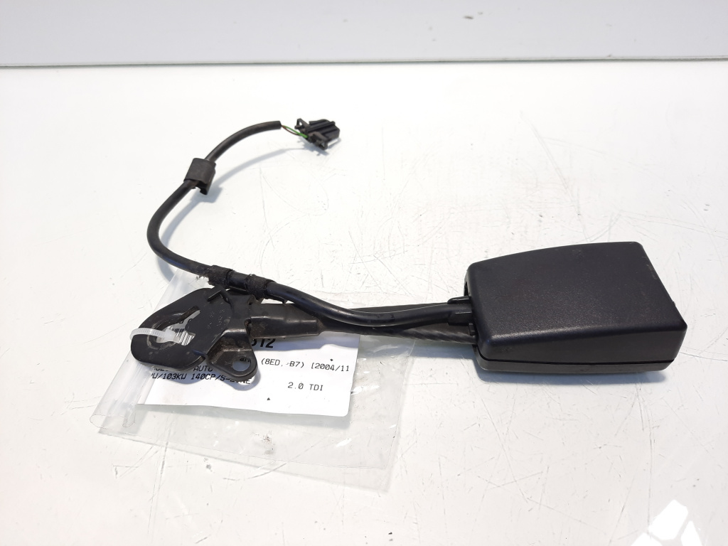 Capsa centura stanga fata cu fir, cod 8E0857755D, Audi A4 Avant (8ED, B7) (id:549312)