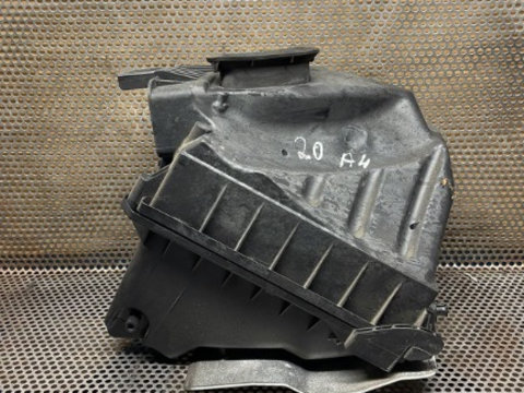 Carcasă filtru aer Audi A4 B7 2.0 TDI BRE
