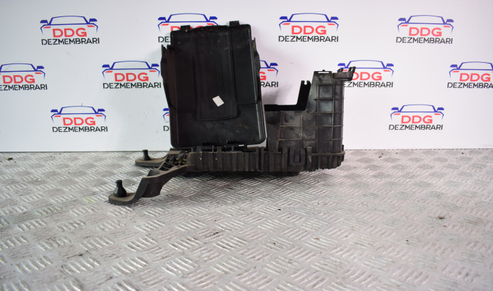 Carcasa acumulator 1K0915333H 1K0915333H Volkswagen VW Golf Plus [2004 - 2009] Minivan 5-usi 1.9 TDI MT (105 hp)