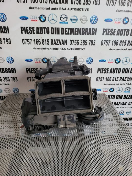 Carcasa Aeroterma Mini Clubman F54 An 2015-2019 Volan Stanga Cod 9383138