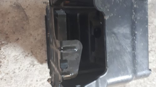 Carcasa baterie Ford Fiesta 6 1.6 TDCi 2