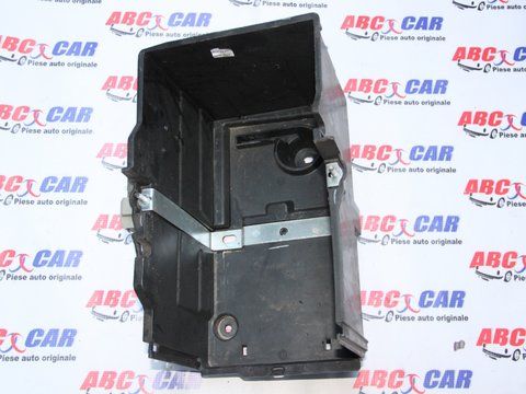 Carcasa baterie Ford Focus 3 1.6 TDCI cod: AM51-10723-AD model 2015