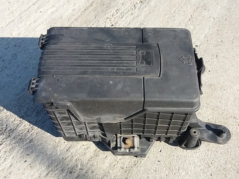 Carcasa baterie VW Passat B6
