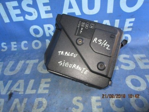 Carcasa calculator Renault Scenic; 8200356337 (tablou sigurante)