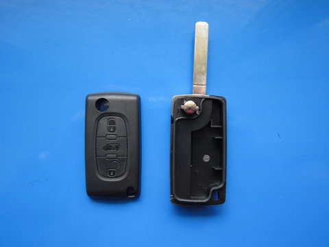 Carcasa cheie Fiat 3 butoane cu lamela VA2