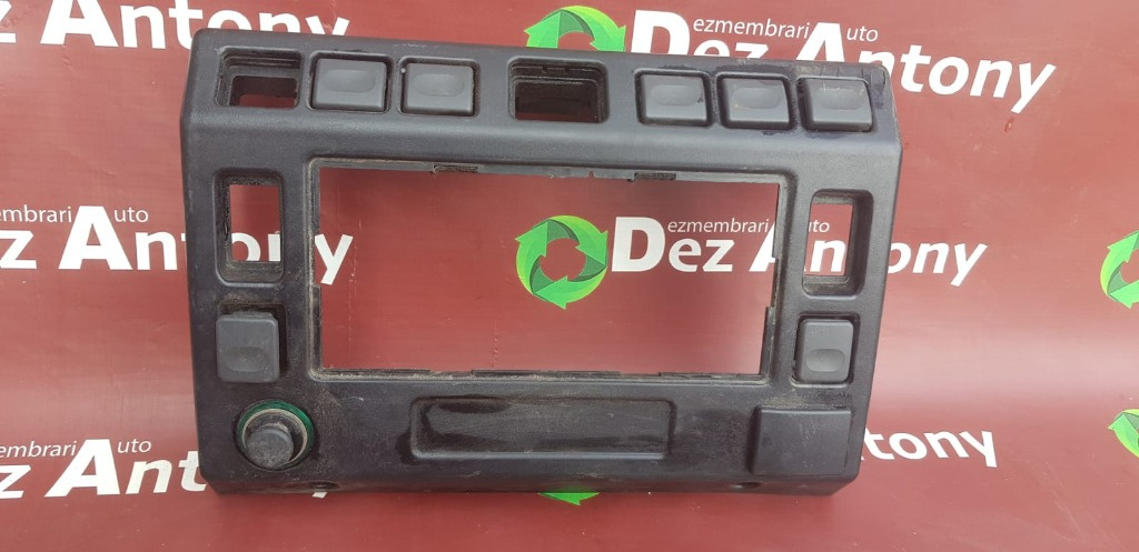 Carcasa consola centrala Land Rover Defender cod FWJ000110XXX